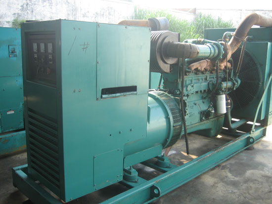 荔波租赁发电机- 发电机碳刷磨损的原因是什么