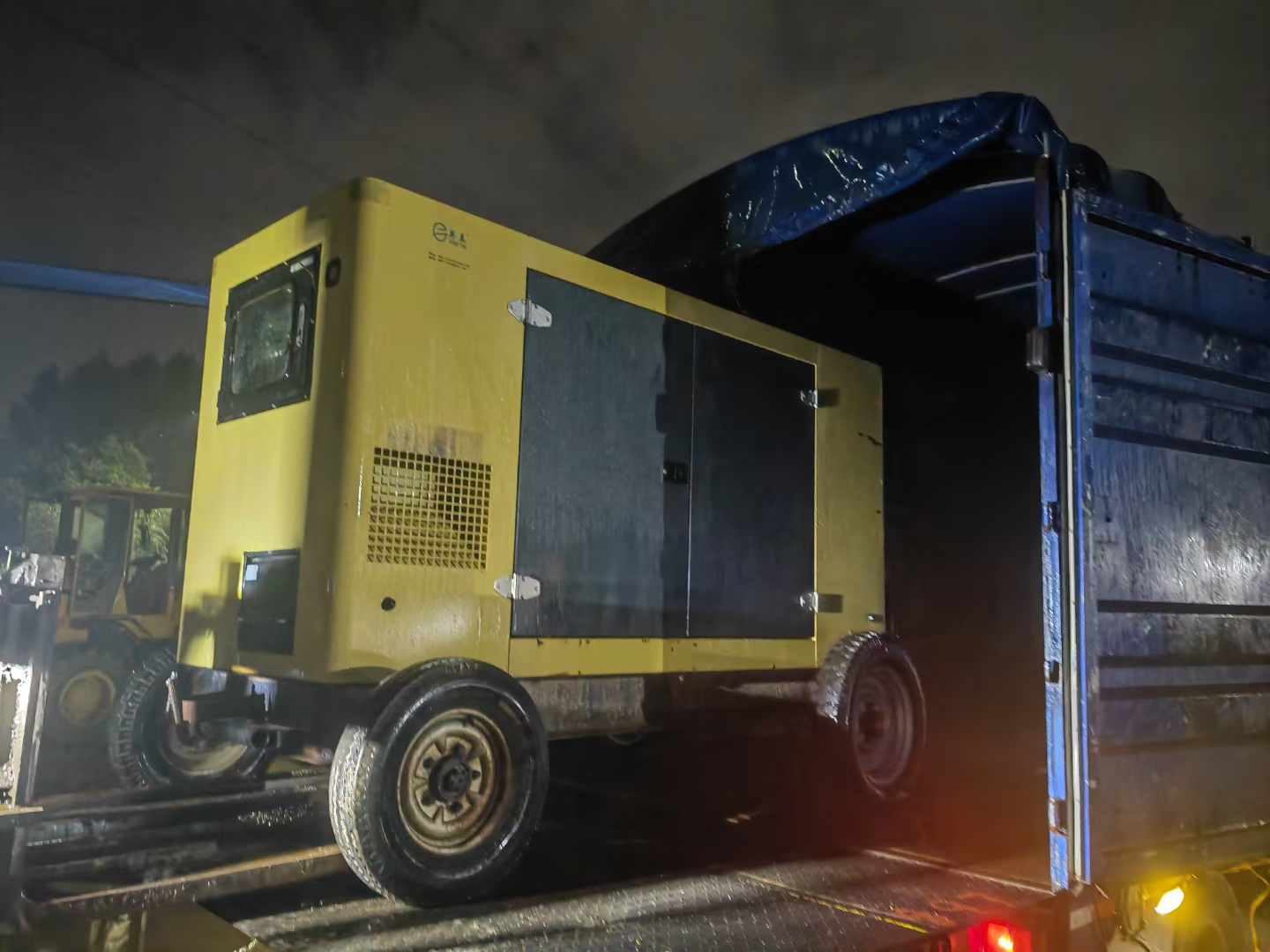 荔波如何根据负载特性选择合适的柴油发电机？