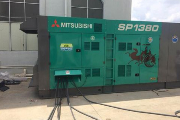 荔波为什么有些柴油发电机组的输出电压可以调节？