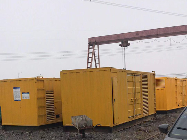 荔波100kw柴油发电机组每小时油耗？