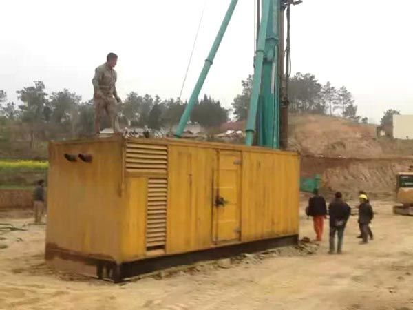 荔波如何判断水冷式机油散热器密封件是否需要更换？